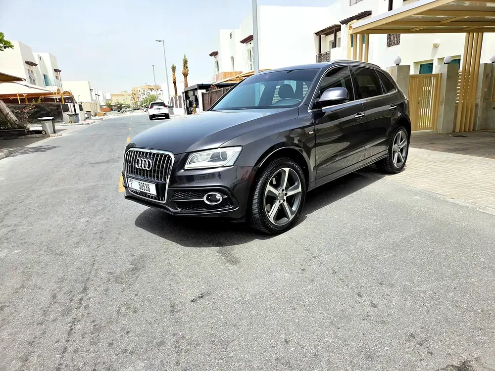 Audi Q5 45 TFSI quattro S line in immaculate condition for sell - Image 9