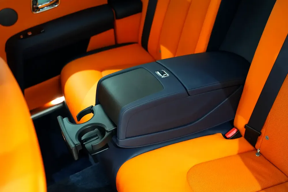 2022 Rolls-Royce Ghost | V12 | Fully Loaded Bespoke Luxury | GCC Specs | AED 1,100000 - Image 10