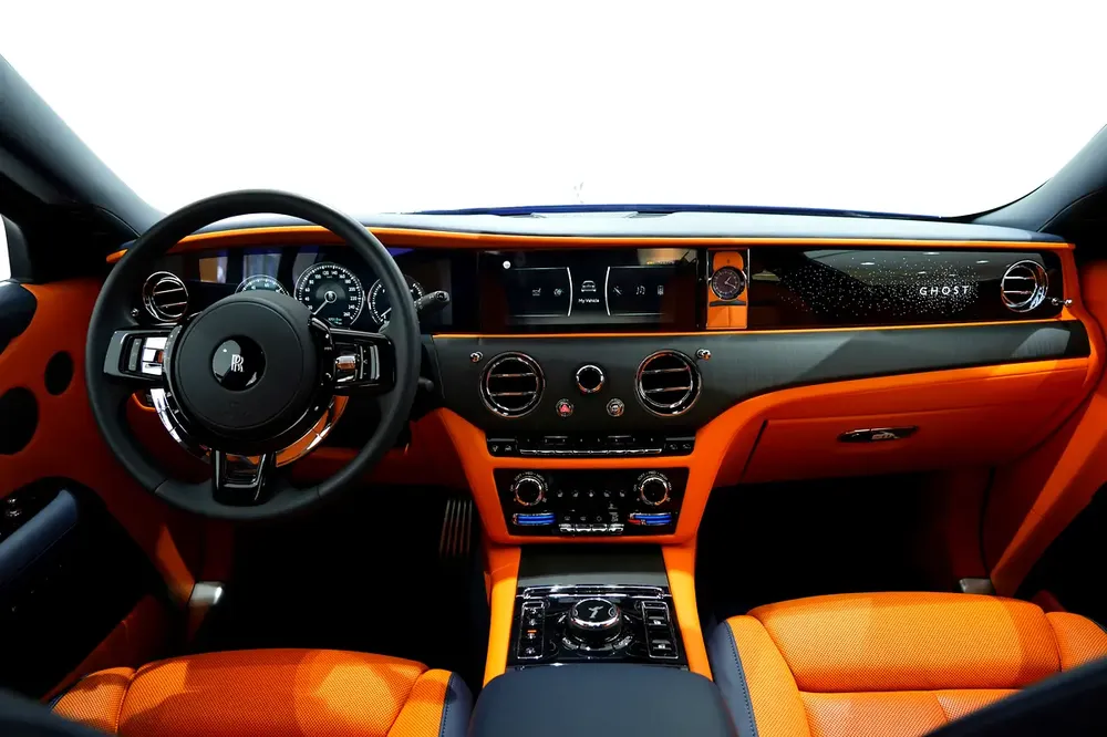 2022 Rolls-Royce Ghost | V12 | Fully Loaded Bespoke Luxury | GCC Specs | AED 1,100000 - Image 14
