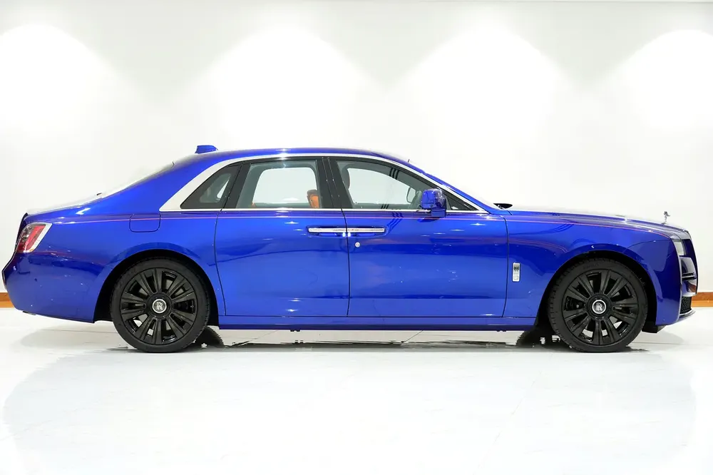 2022 Rolls-Royce Ghost | V12 | Fully Loaded Bespoke Luxury | GCC Specs | AED 1,100000 - Image 5