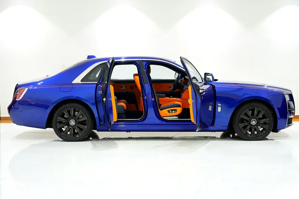 2022 Rolls-Royce Ghost | V12 | Fully Loaded Bespoke Luxury | GCC Specs | AED 1,100000 - Image 6