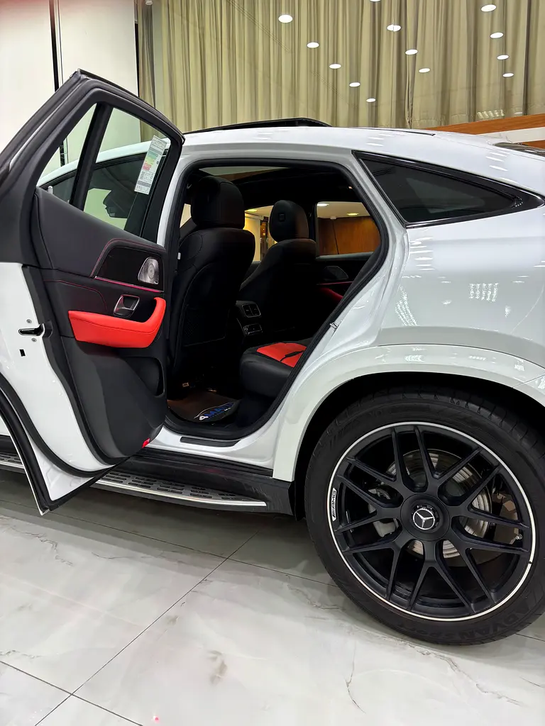 GLE 53 AMG 4MATIC PLUS - Image 10