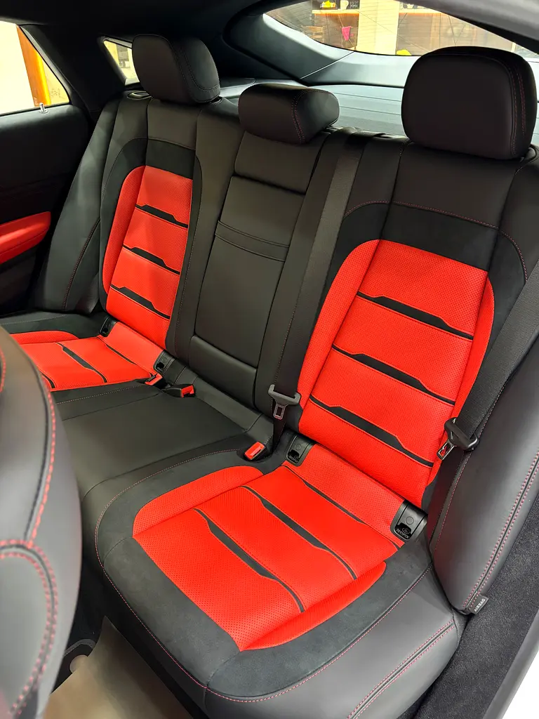GLE 53 AMG 4MATIC PLUS - Image 12