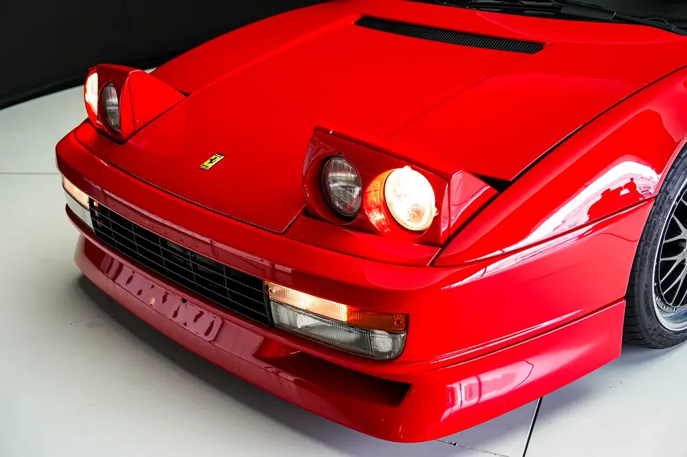 1991 FERRARI TESTEROSSA | POP UP HEADLIGHTS | ROSSA CORSA RED EXTERIOR - Image 6