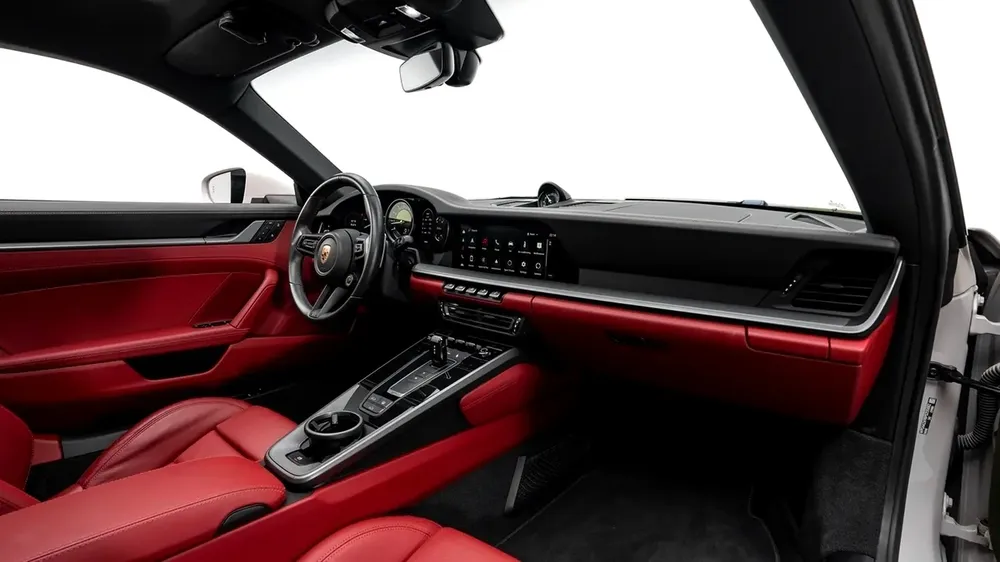 Porsche 911 Carrera - 2023 - GCC - Under Warranty - Image 12