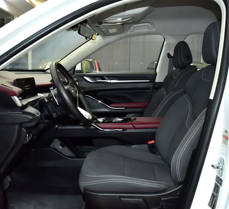 AED 729 EMi for 5Yrs | Haval H6 2.0 GDiT ( 2023 Model ) in White Color GCC Specs - Image 10