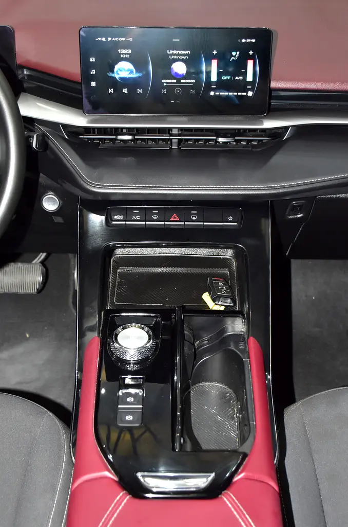 AED 729 EMi for 5Yrs | Haval H6 2.0 GDiT ( 2023 Model ) in White Color GCC Specs - Image 15