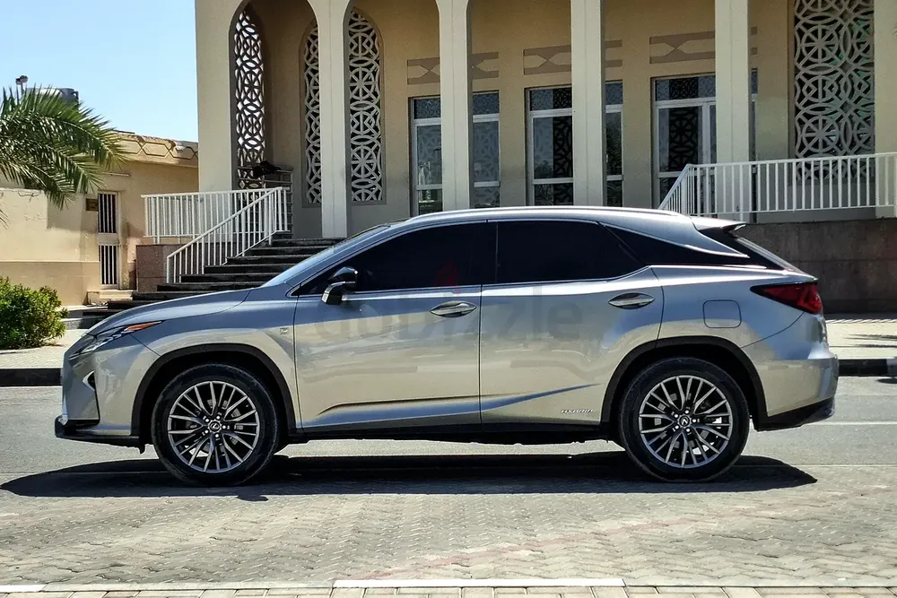 AED 2505/month | 2017 Lexus RX-Series RX 450h F Sport | GCC Specs | Ref#452435 - Image 5