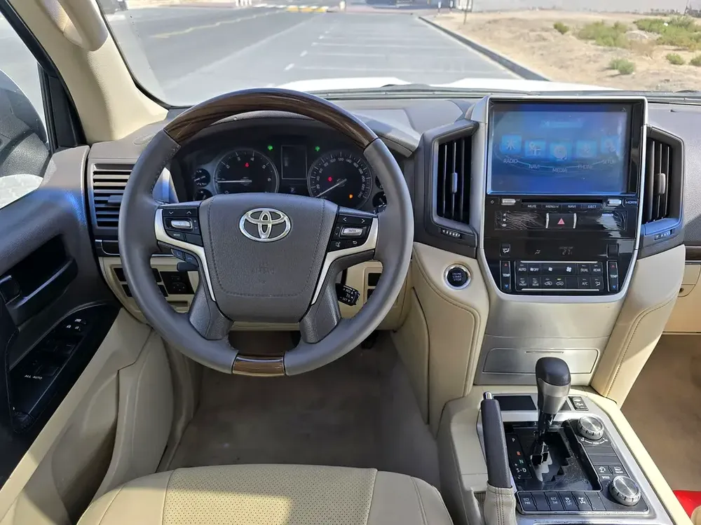 Toyota Land Cruiser GXR V6 Grand Touring 2019 GCC Specs - Image 20