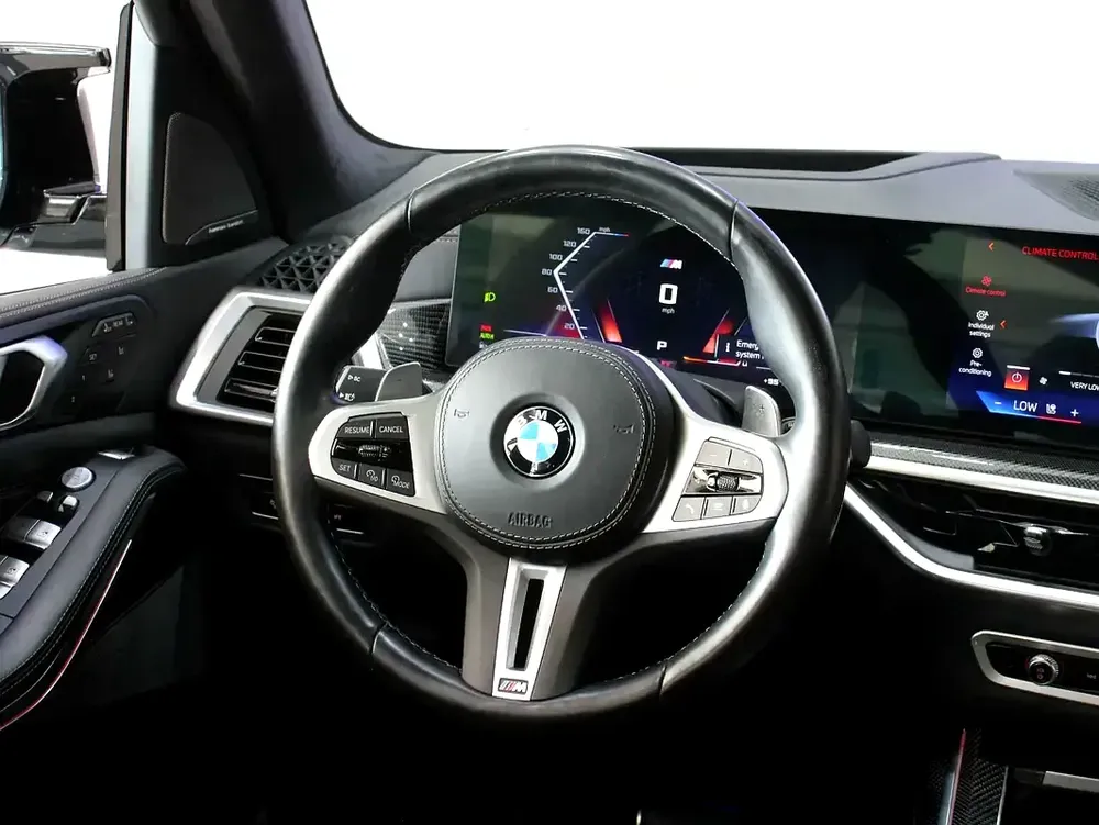 2024 - BMW X7 M60i - V8 | 7 seater with warranty - Image 17