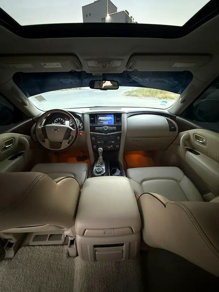 Nissan Patrol SE Platinum City 2017 GCC Specs - Image 4