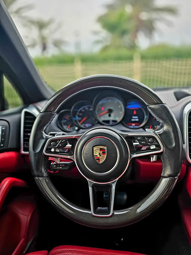 Porsche Cayenne S Full Porsche service history Carbon Fiber - Image 13
