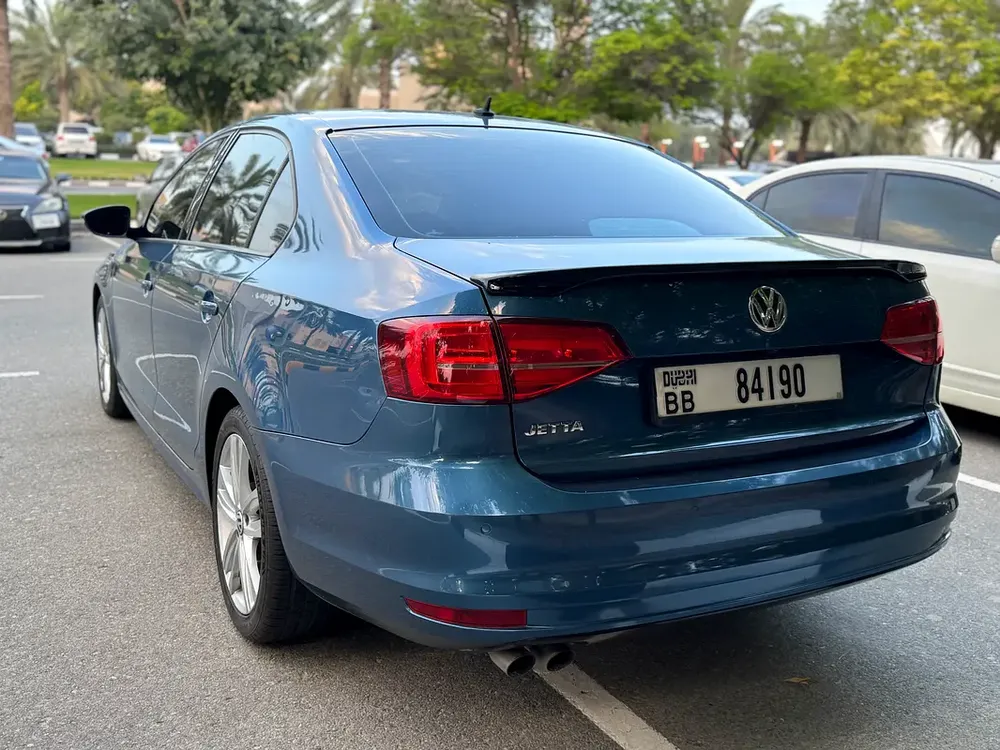2016 Volkswagen Jetta - GCC Specs - Reliable and Efficient - Image 4