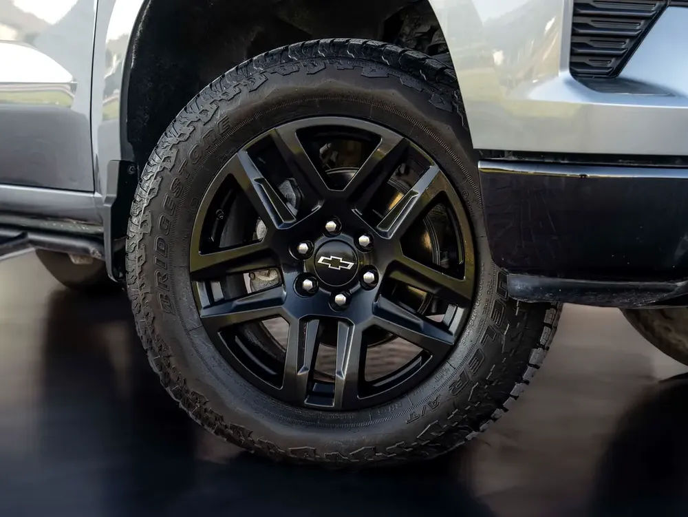 0% DOWN PAYMENT! | JUNE EDITION | 1500 LT TRAIL BOSS Z71 | IMMEDIATE DELIVERY | WARRANTY - Image 7