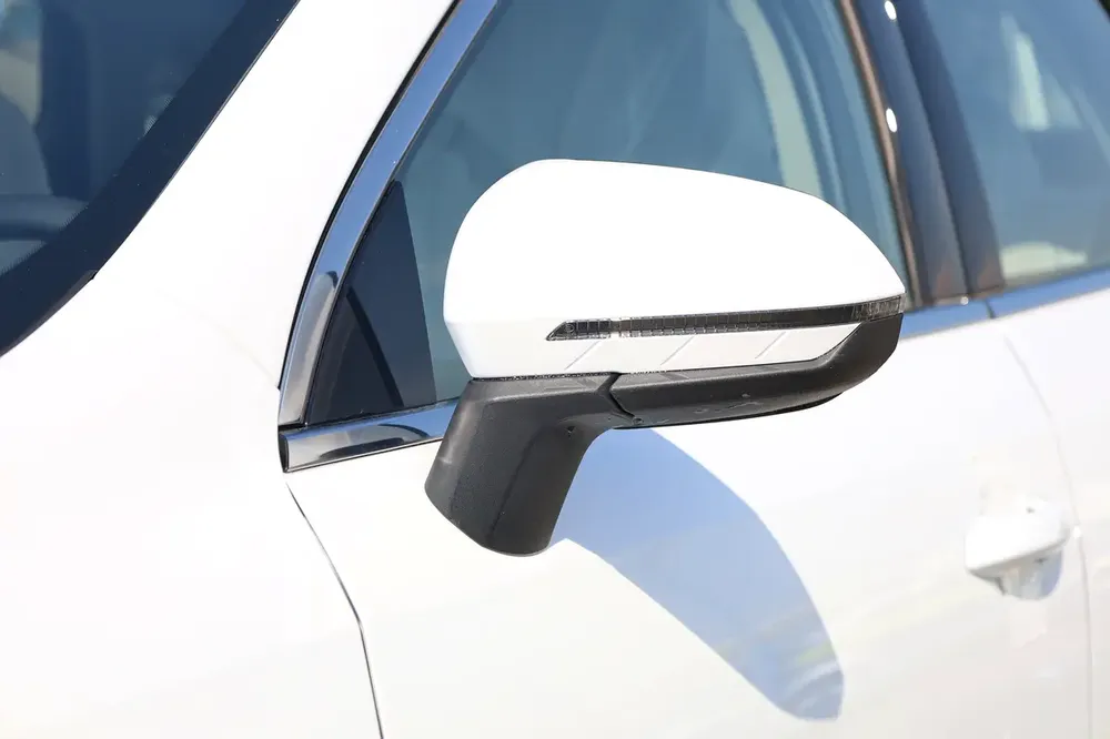 BYD DESTROYER 05 1.5L AT HYBRID 2025 MODEL ONLY FOR EXPORT - Image 13
