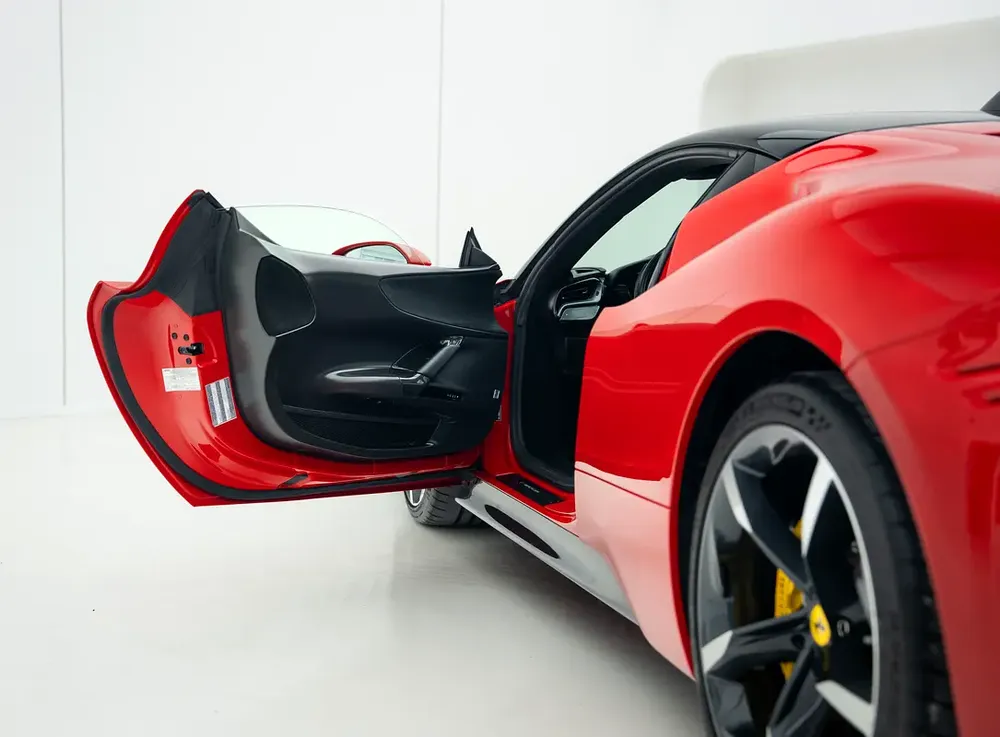 Ferrari SF90 Stradale | Assetto Fiorano | Euro Specs | Service til 07/2028 | Full PPF - Image 9