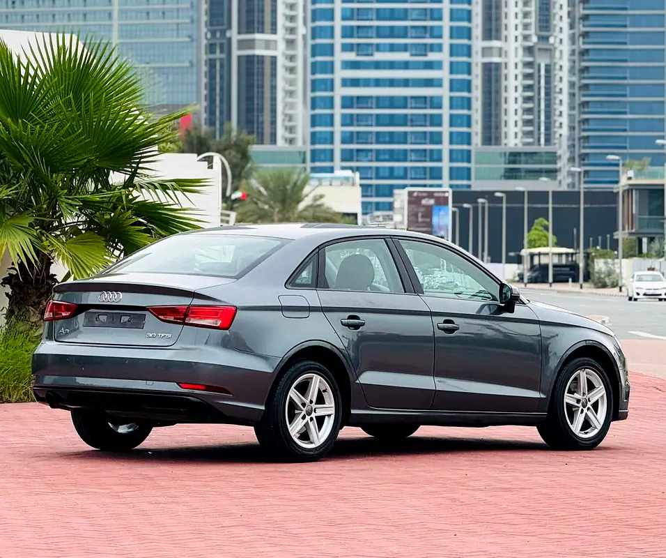 2018 AUDI A3 30TFSI S-TRONIC GCC SPECS IN EXCELLENT CONDITION - Image 7