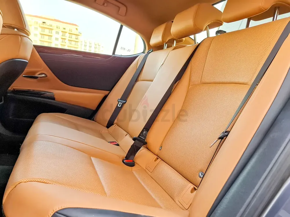 AED 1824/month | 2023 Lexus ES-Series ES 300h | GCC Specs | Ref#450580 - Image 12