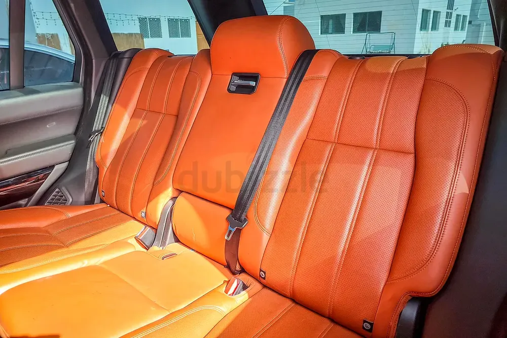 AED 1855/month | 2017 Land Rover Range Rover Vogue Supercharged | GCC Specs | Ref#447052 - Image 13