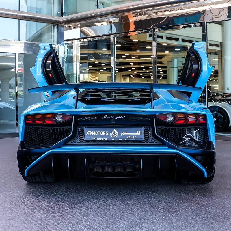 2017 Lamborghini Aventador SV Roadster LP 750-4 Superveloce - Image 5