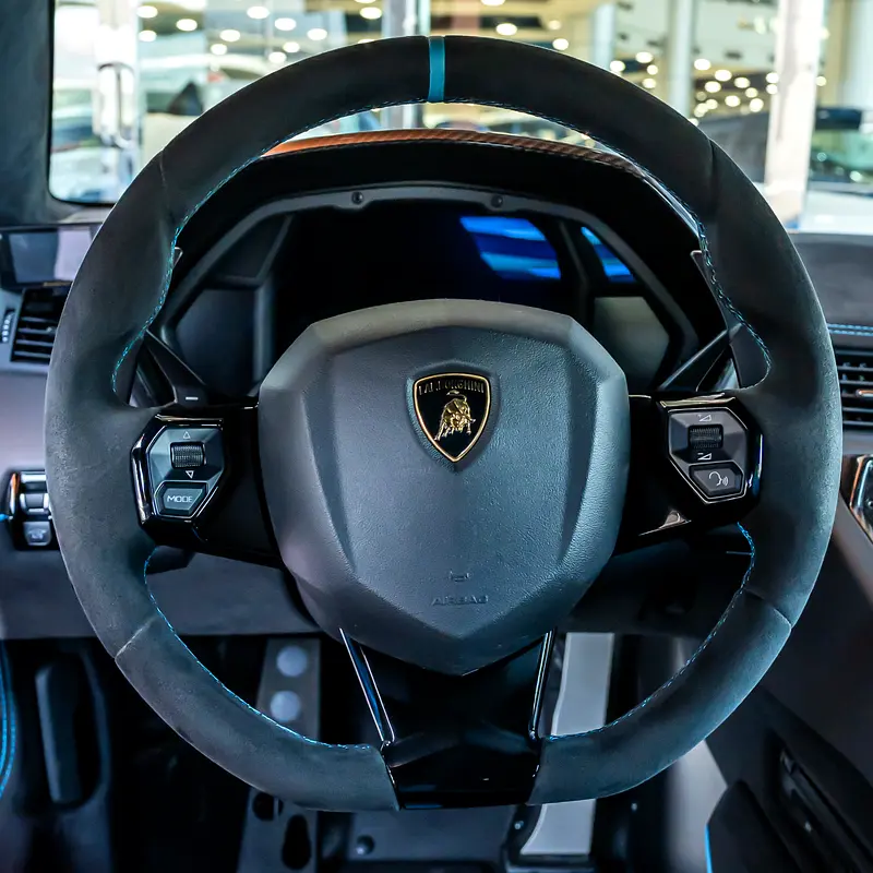 2017 Lamborghini Aventador SV Roadster LP 750-4 Superveloce - Image 7