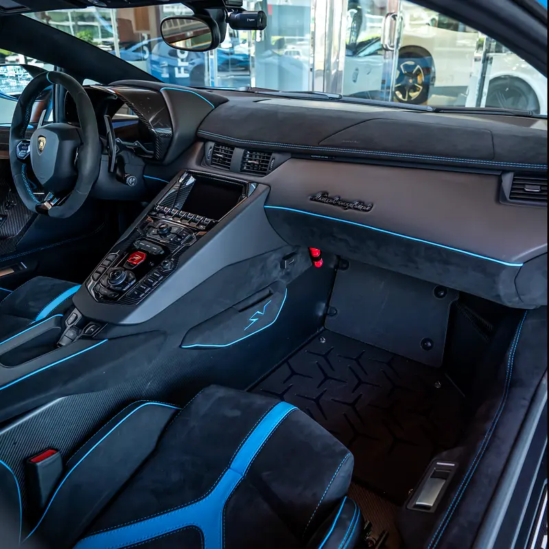 2017 Lamborghini Aventador SV Roadster LP 750-4 Superveloce - Image 8