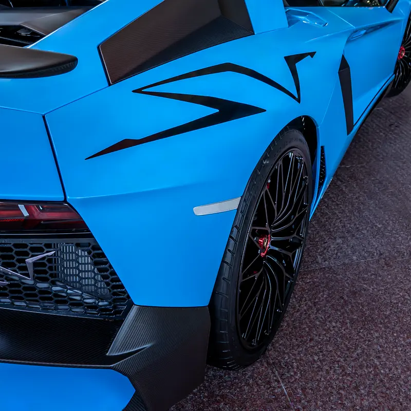 2017 Lamborghini Aventador SV Roadster LP 750-4 Superveloce - Image 9