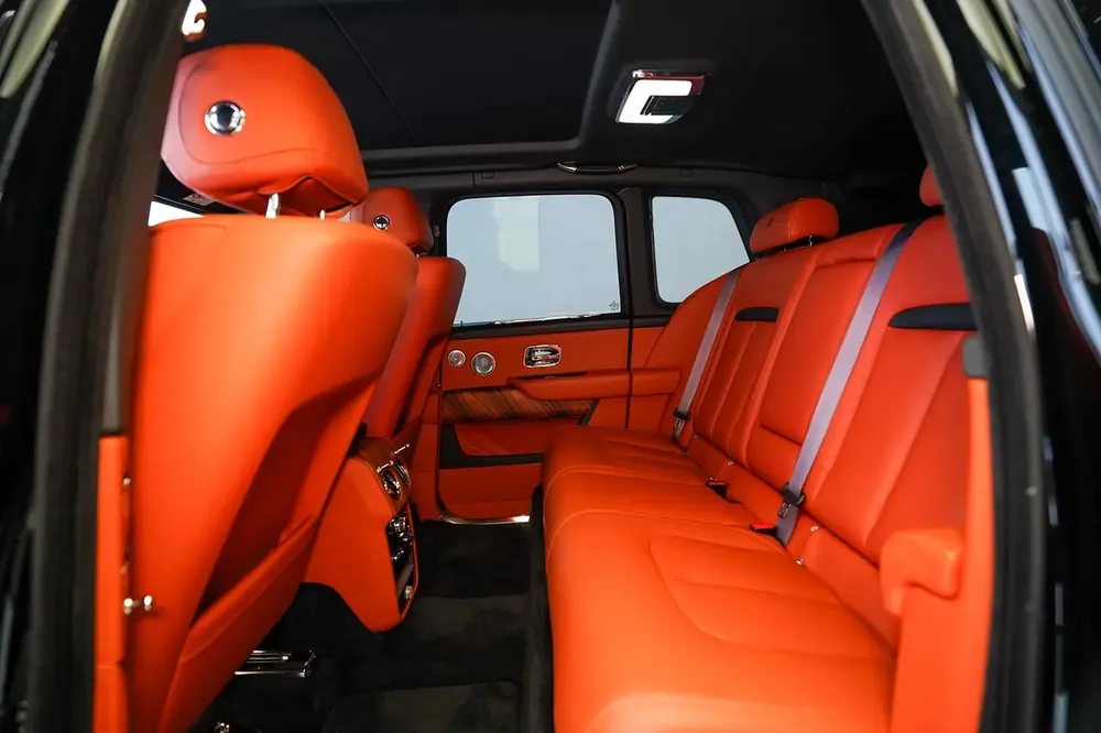 FACELIFT | WARRANTY + SERVICE JAN 2027 | BESPOKE AUDIO | PANORAMIC ROOF | WOOD TRIM INTERIOR - Image 12