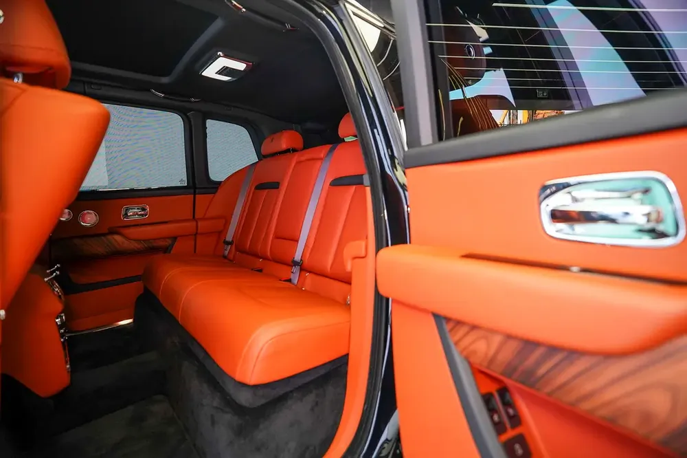 FACELIFT | WARRANTY + SERVICE JAN 2027 | BESPOKE AUDIO | PANORAMIC ROOF | WOOD TRIM INTERIOR - Image 15