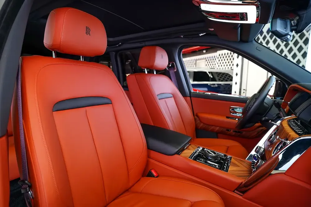 FACELIFT | WARRANTY + SERVICE JAN 2027 | BESPOKE AUDIO | PANORAMIC ROOF | WOOD TRIM INTERIOR - Image 20