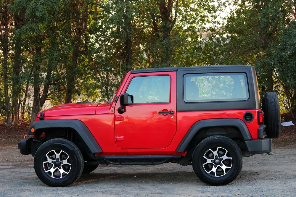 Jeep Wrangler CJ Sport 2017 - Canadian Specs - Image 4