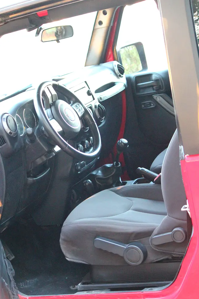 Jeep Wrangler CJ Sport 2017 - Canadian Specs - Image 7
