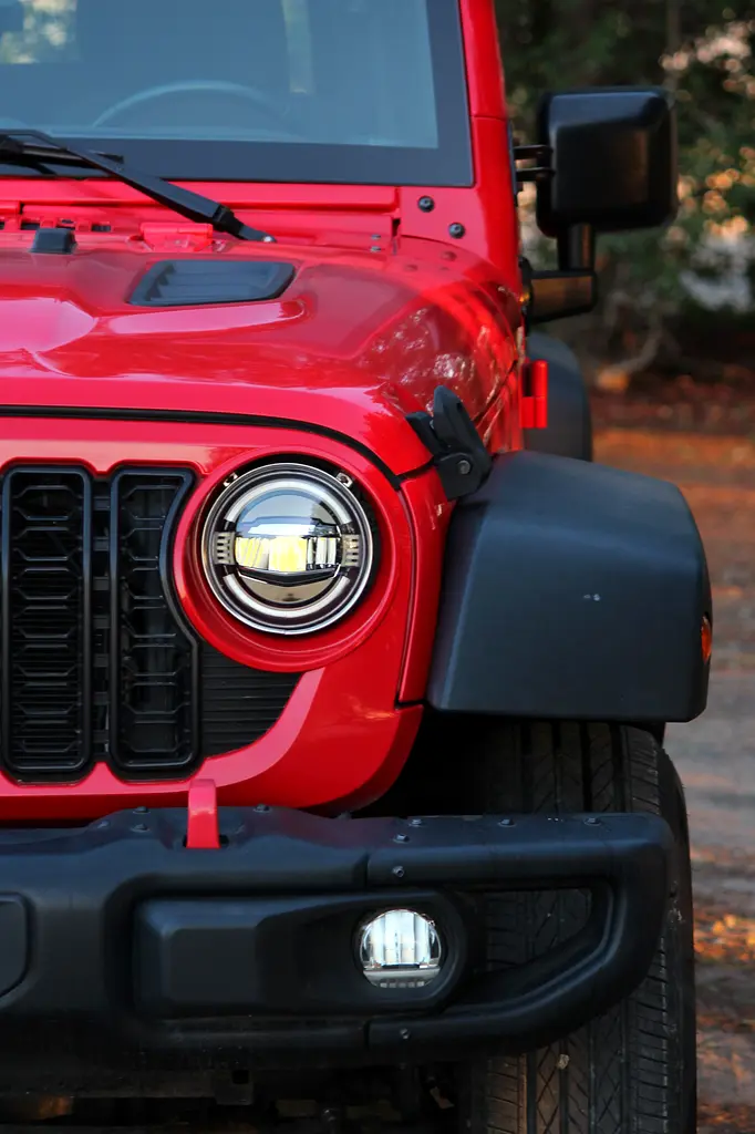 Jeep Wrangler CJ Sport 2017 - Canadian Specs - Image 8