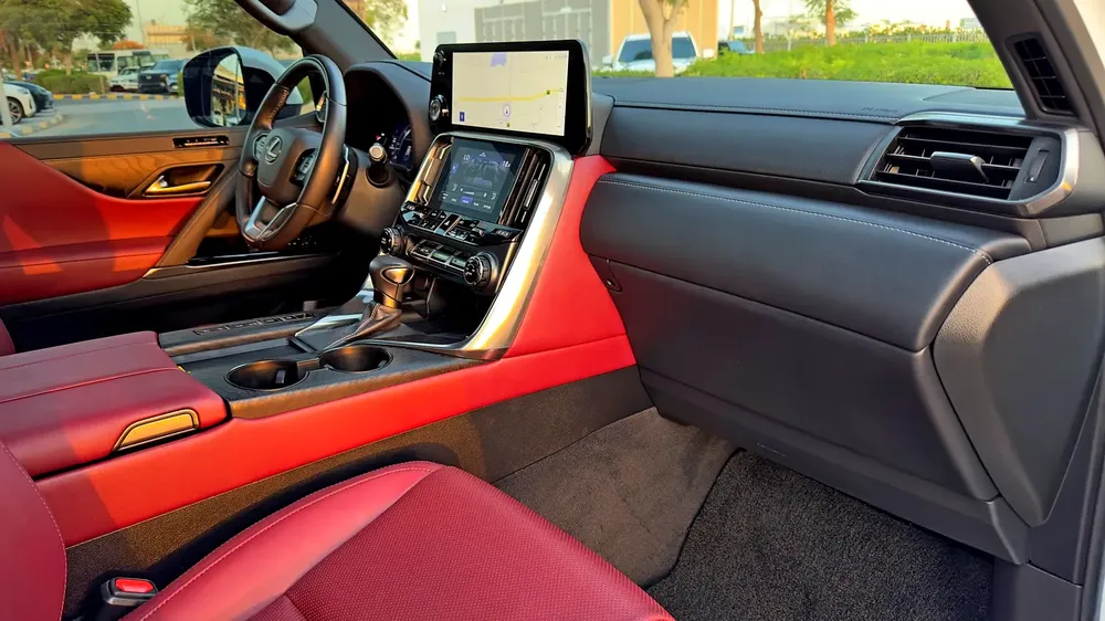 2023 Lexus LX600 Ash Wood, Dealer Warranty, GCC Specifications - Image 10