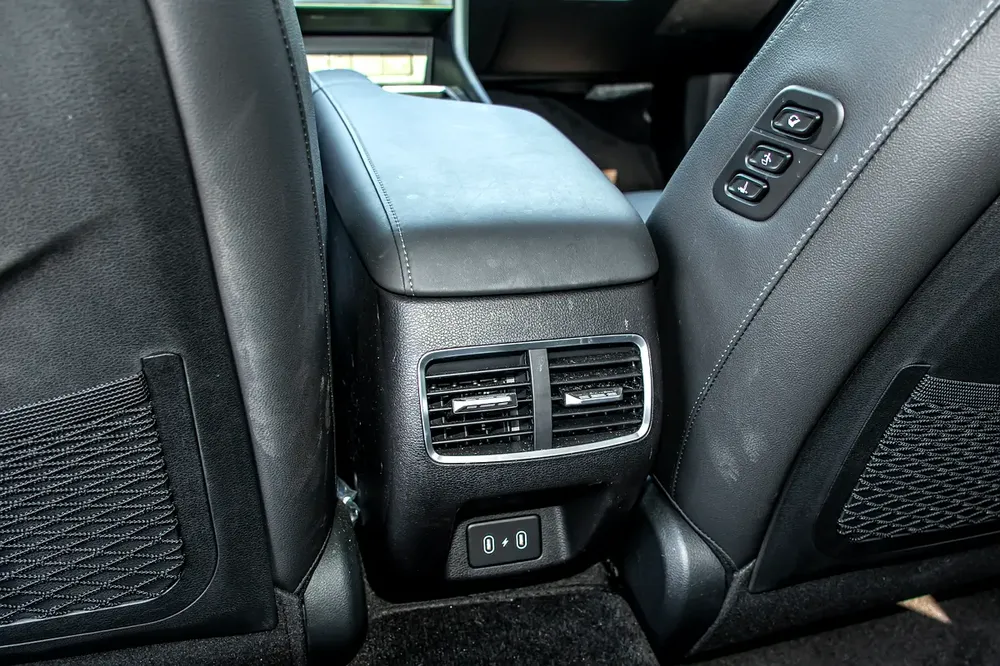 2024 SONATA TURBO EXCLUSIVE-1.6L, FROM KOREA, ACCIDENT FREE - Image 16