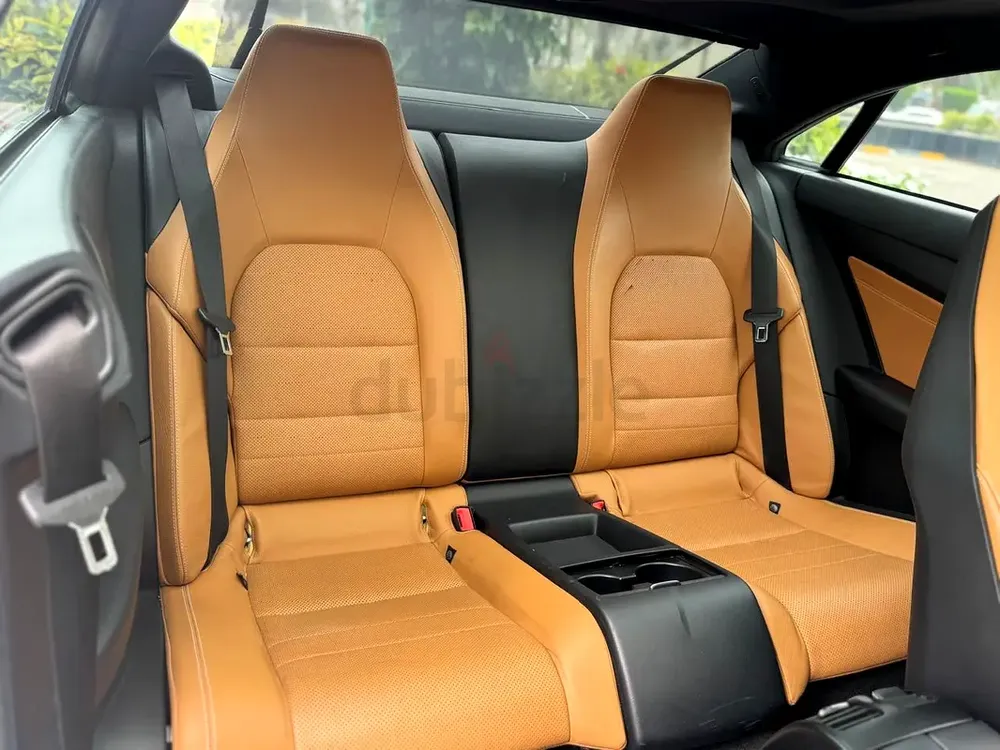 2014 Mercedes-Benz  E 200 coupe very good condition - Image 11