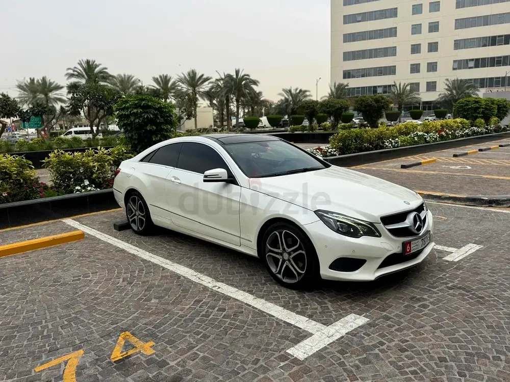 2014 Mercedes-Benz  E 200 coupe very good condition - Image 7