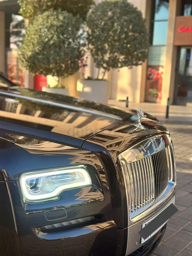 Rolls-Royce Ghost Series II LWB 2015 GCC Specs - Pristine Condition - Image 19