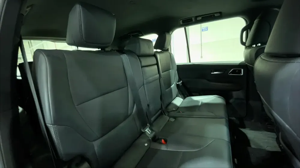 AED 3,373/m | 0 DP | Free 3 Months Warranty | Service History | TOYOTA LAND CRUISER 2023 - Image 10