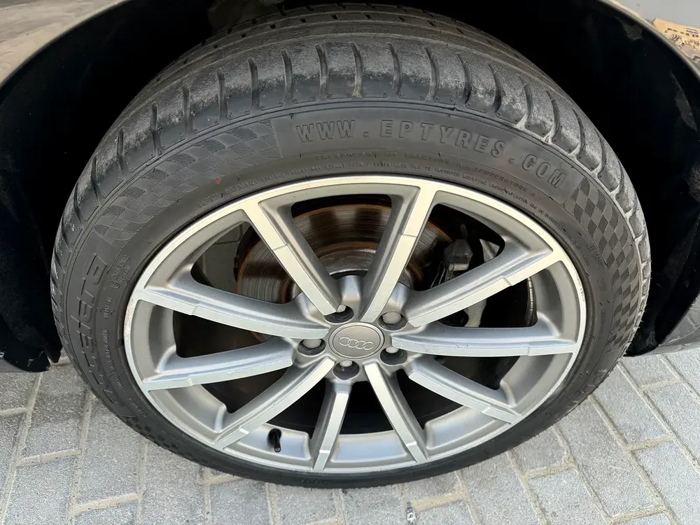 Audi Q3 2018 S LINE full option 72,000 km 57,000 - Image 9