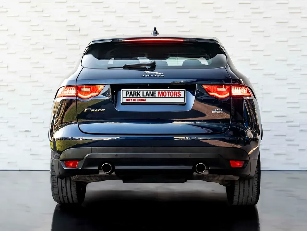 0% DOWN PAYMENT | 🚀FAST-TRACK FINANCING | JAGUAR F-PACE 35T PURE | JUNE EDITION | GCC - Image 4