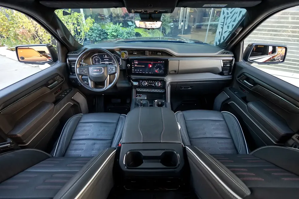 GMC Sierra 1500 AT4x Double Cab (LOW MILEAGE) 2023 GCC | Agency Warranty | Service Contract - Image 14