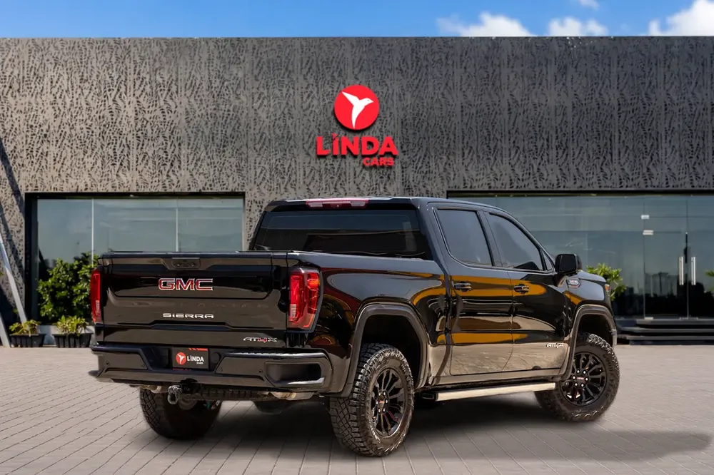 GMC Sierra 1500 AT4x Double Cab (LOW MILEAGE) 2023 GCC | Agency Warranty | Service Contract - Image 6