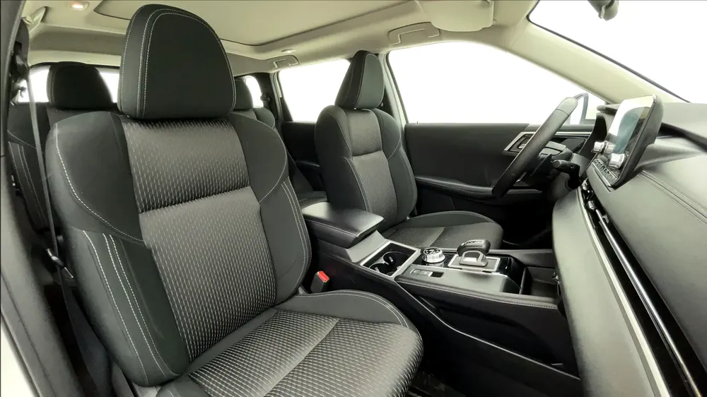 AED 1,128/m | 0 DP | Free 3 Months Warranty | Service History | MITSUBISHI OUTLANDER 2023 - Image 6