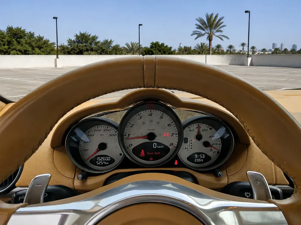 2011 Porsche Cayman S | GCC Specs | PDK | 3.4L Flat-6 | Comprehensive insurance - Image 4