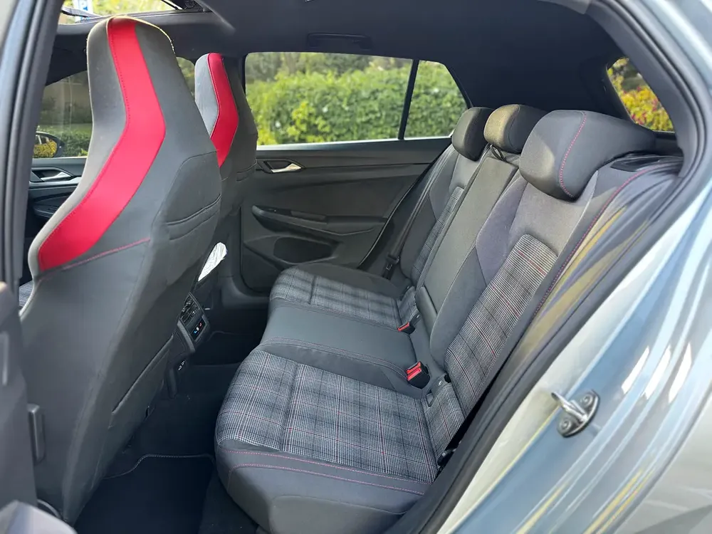 2025 Golf GTI - GCC Specs - Warranty and service - Original paint - Image 12