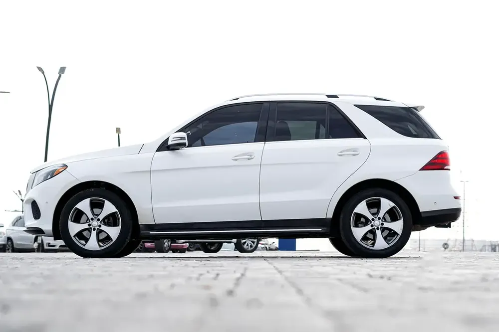 Mercedes-Benz GLE 350 2017, American Specs - Image 5