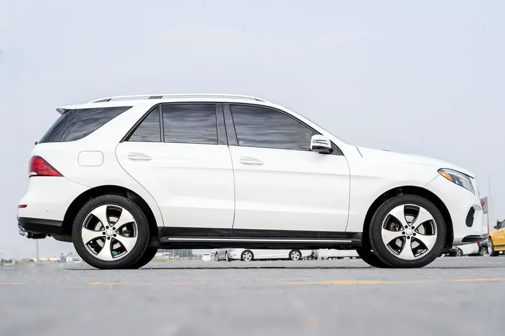 Mercedes-Benz GLE 350 2017, American Specs - Image 6