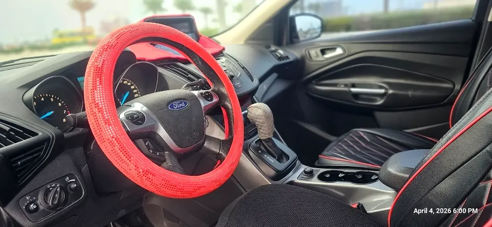First Owner | Ford Escape 2015 |134k KM | Reverse Cam  Sensors | Dual AC | New set of Tires 2026| - Image 8
