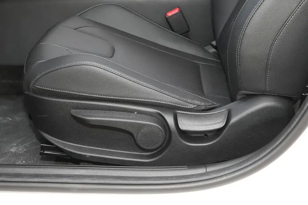 Hyundai Elantra Elite 2025 1.5L CVT - Image 11